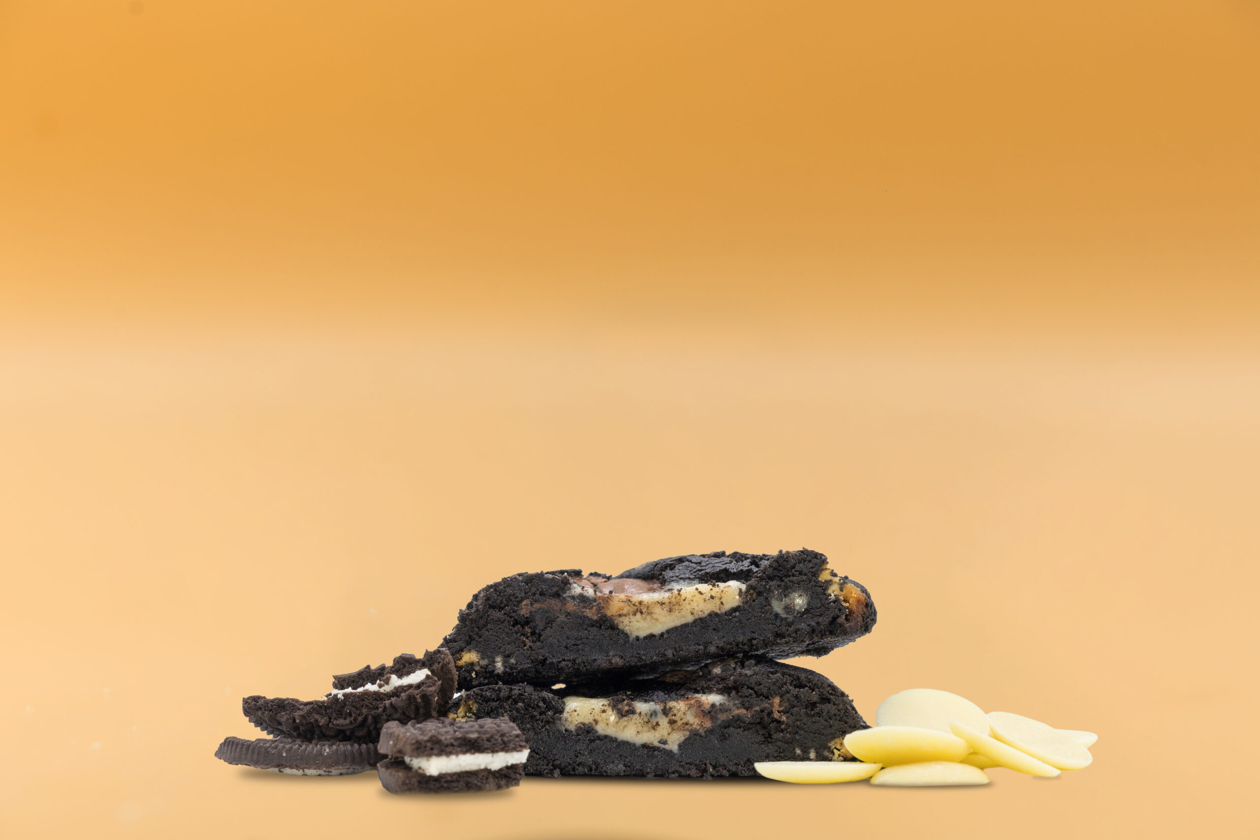 OREO | Pépites Chocolat Blanc & lait · Coeur Vanille – Image 3