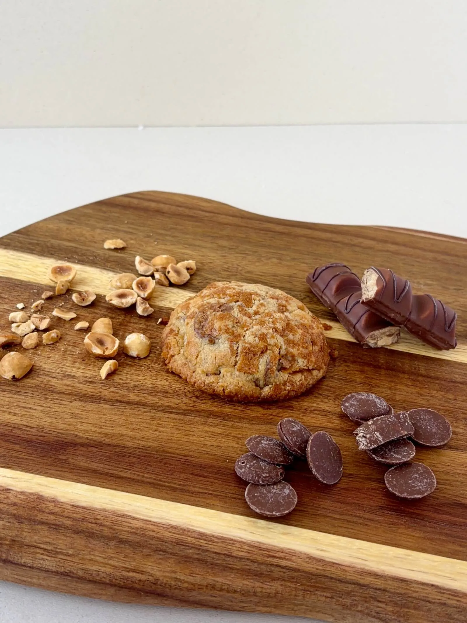 Cookie Bueno artisanal chocolat lait noisettes feuillantine dorée Snackart Agen