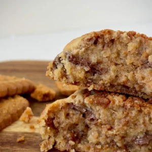 Cookie Spéculos cassé swirl pâte spéculos intérieur marbré moelleux Snackart Agen
